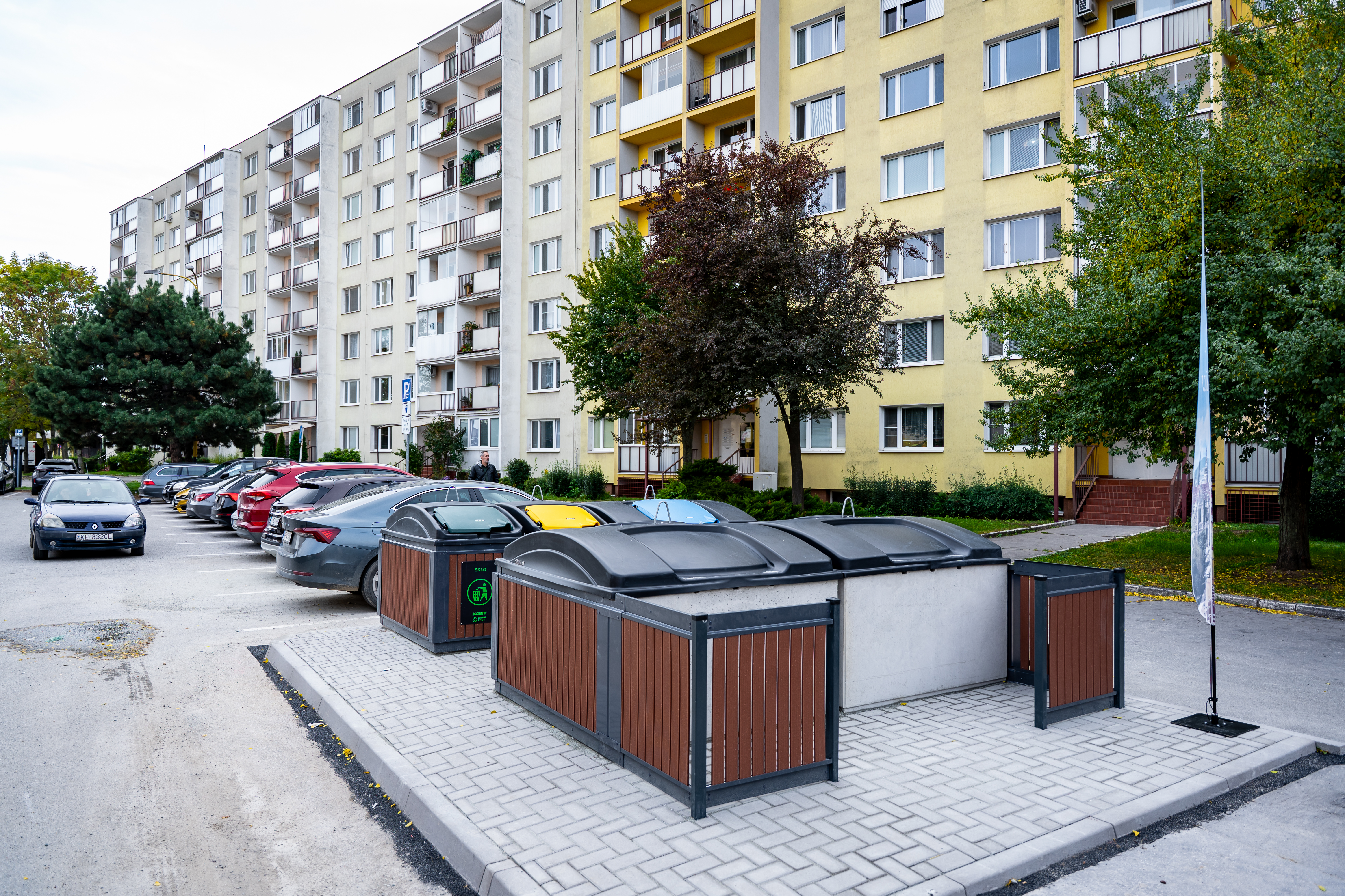 Na kus reci s primatorom-14